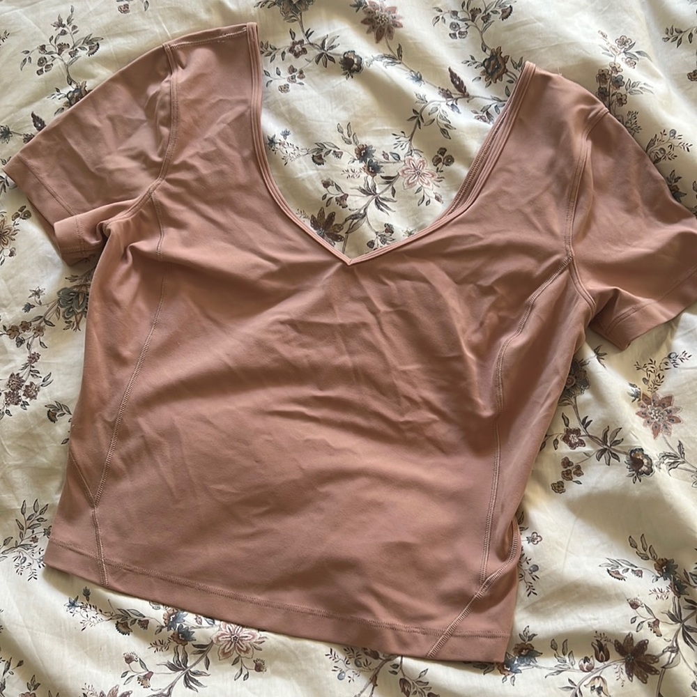 GUC LULULEMON ALIGN TOP